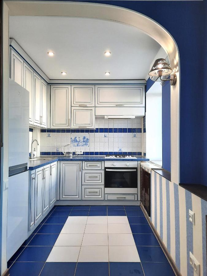 Sea Style - Сеть апартаментов Alex Apartments Бесконтактное заселение 24-7 Полтава Екстериор снимка